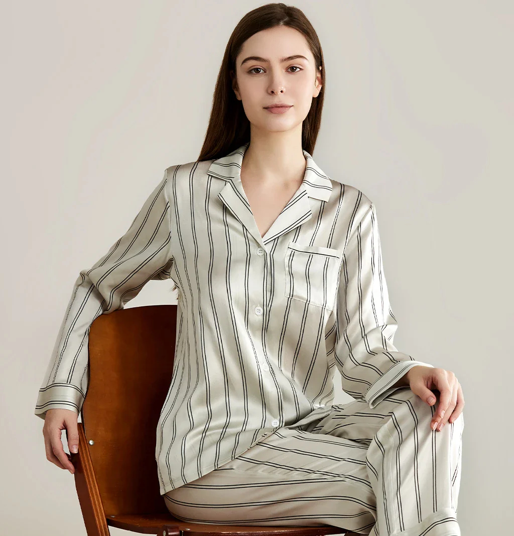 Silk_Pajamas_For_Her